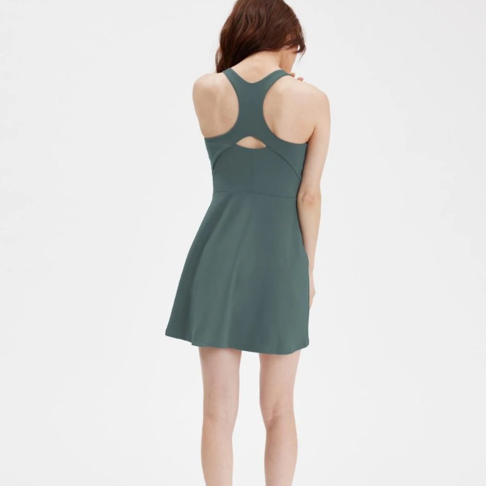 Girlfriend Collective Lola V-Neck Dress